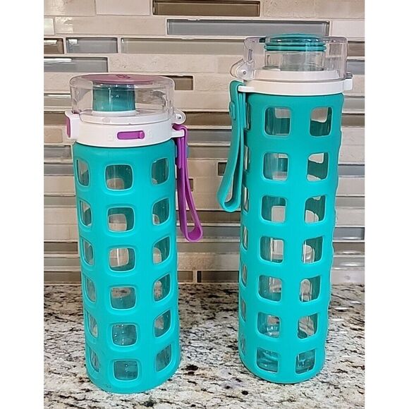 2 Ello water bottles‎ 20 oz glass plastic BPA free green push button flip lid - Picture 1 of 9